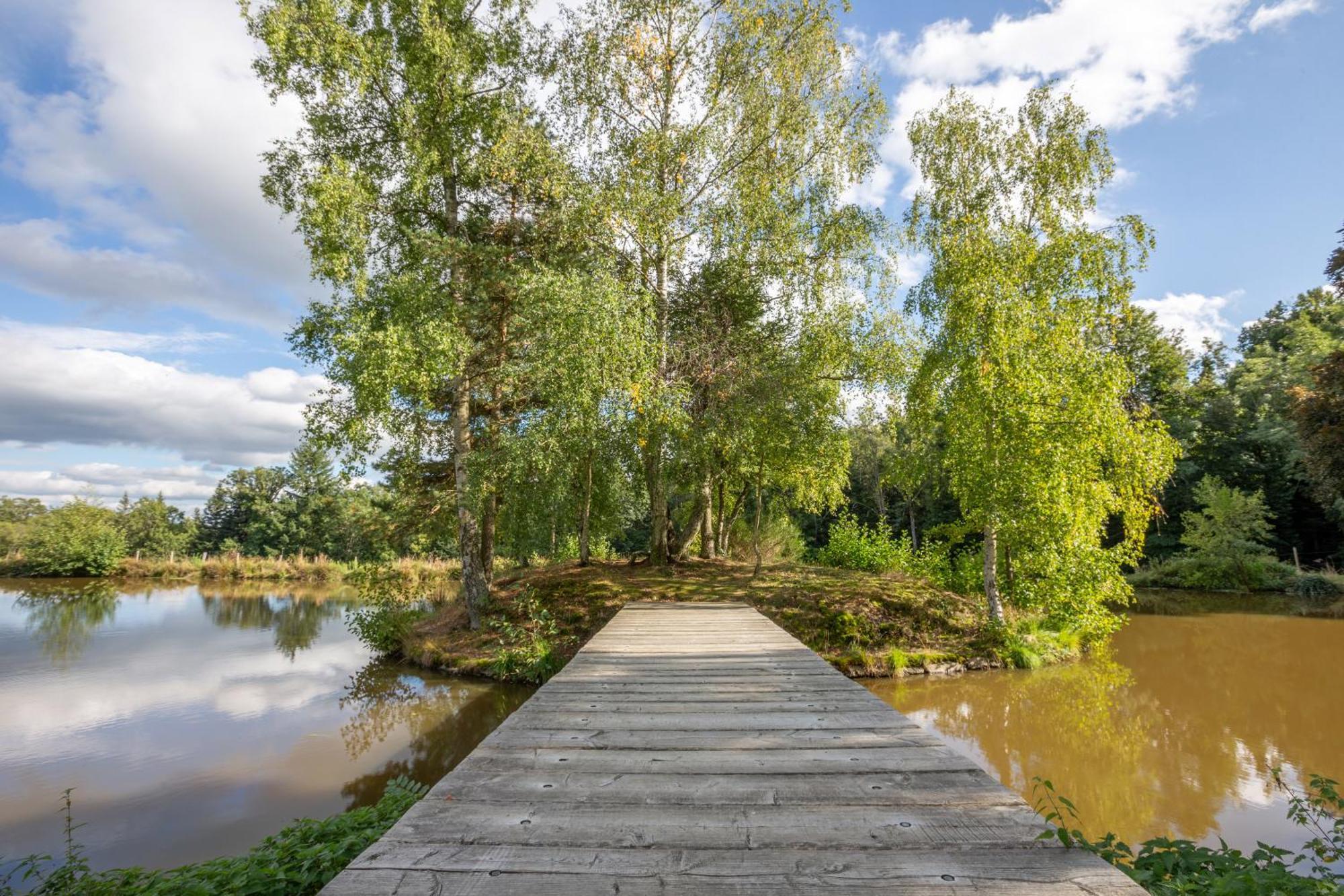 Domaine Et Chateau De Valinches Marols Zewnętrze zdjęcie