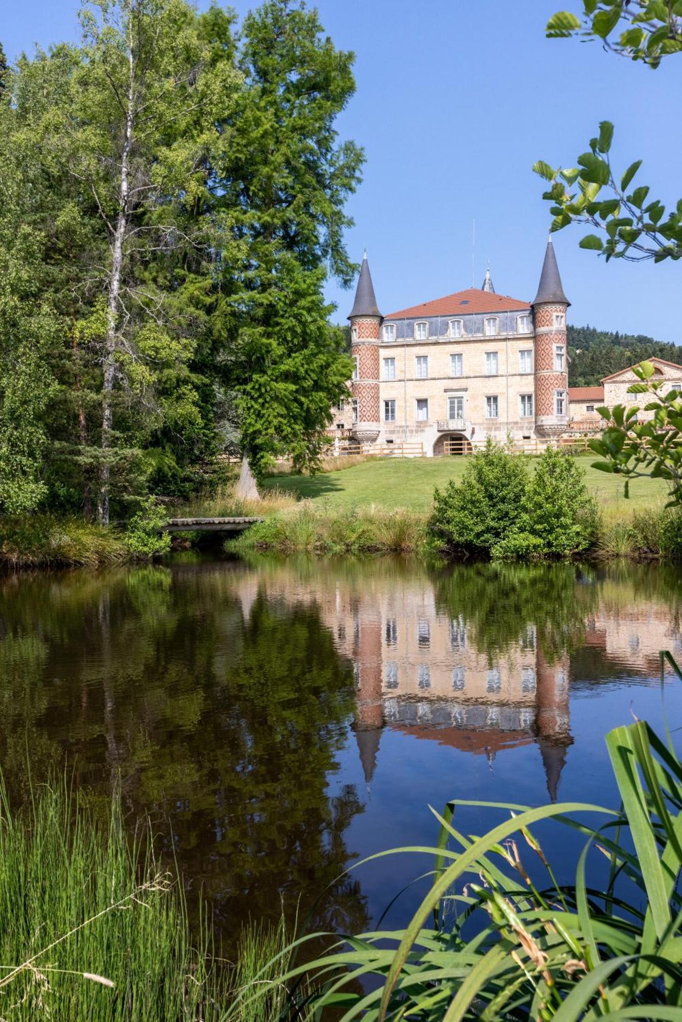 Domaine Et Chateau De Valinches Marols Zewnętrze zdjęcie